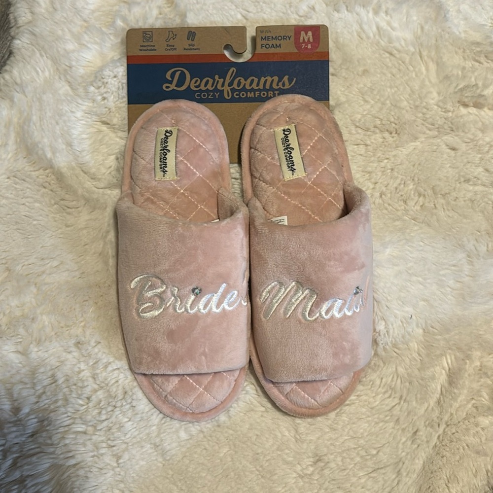 NWT bridesmaids slippers